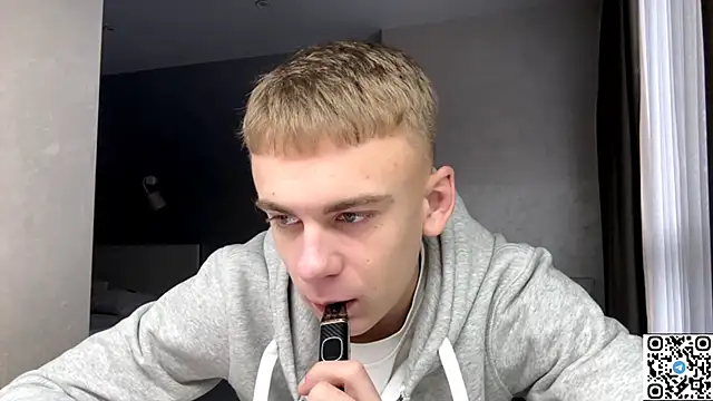 Snapshot of echowraith chatting on November 18, 2025, 7:11 am echowraith online show from November 18, 2025, 7:11 am