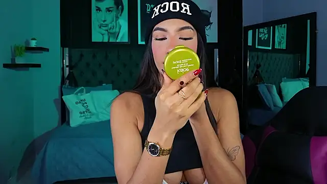 kitty collins  online show from March 17, 2026, 11:57 am