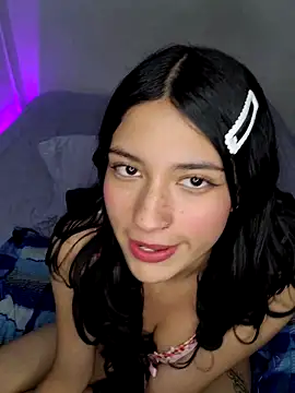 Snapshot of Danly_ chatting on September 12, 2025, 4:01 am Danly online show from September 12, 2025, 4:01 am