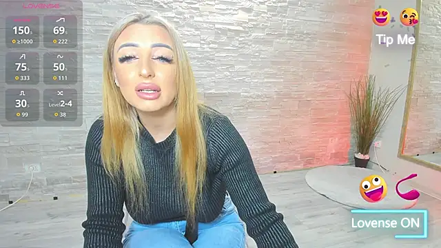 Lexi Blazee online show from October 5, 2025, 4:36 am