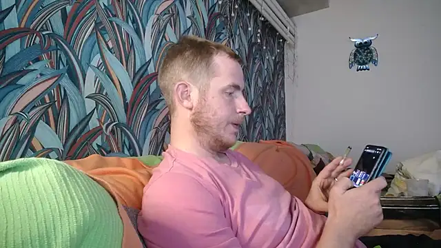 gaydavid online show from September 23, 2025, 8:49 pm