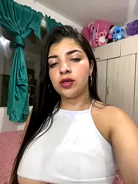 Snapshot of Isaa-Sweet chatting on October 20, 2025, 8:20 pm Isaa-Sweet online show from October 20, 2025, 8:20 pm