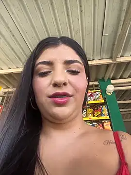 Snapshot of Isaa-Sweet chatting on May 20, 2026, 2:25 pm Isaa-Sweet online show from May 20, 2026, 2:25 pm