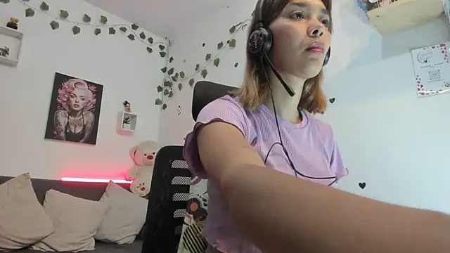 Snapshot of anastasia_tuya chatting on February 21, 2026, 11:29 pm anastasia tuya online show from February 21, 2026, 11:29 pm