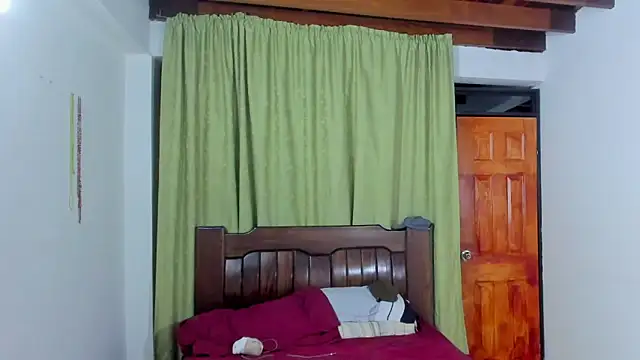 Snapshot of Hunter_Hoott chatting on March 14, 2026, 2:06 am Hunter Hoott online show from March 14, 2026, 2:06 am