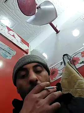 Mahdidido45 online show from January 9, 2026, 9:49 am