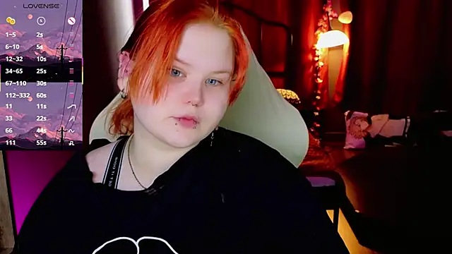 Snapshot of fillisfox_ chatting on April 22, 2026, 11:06 am fillisfox online show from April 22, 2026, 11:06 am