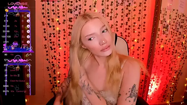 AnyaTaylor  online show from March 17, 2026, 2:14 am