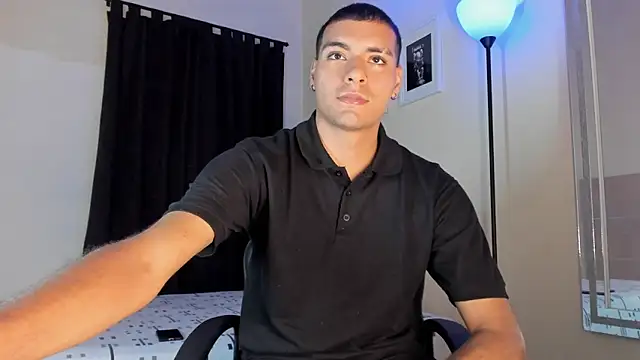 TeamPorn 19 online show from October 28, 2025, 7:46 pm