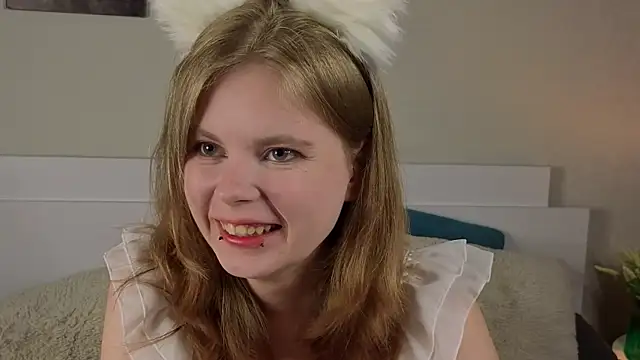 JulietteRain online show from June 11, 2026, 12:32 am