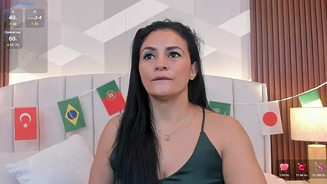 Snapshot of Mommy_Naughty chatting on July 18, 2026, 11:19 am Mommy Naughty online show from July 18, 2026, 11:19 am