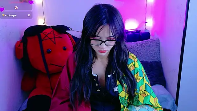 MiaVelvetDoll online show from October 16, 2025, 1:41 pm