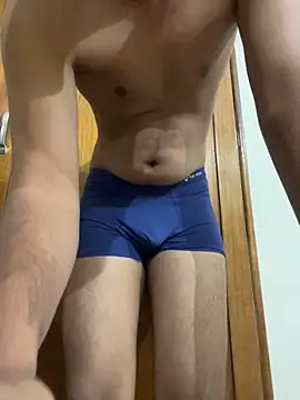 Snapshot of hamstar09 chatting on November 4, 2025, 6:22 pm hamstar09 online show from November 4, 2025, 6:22 pm