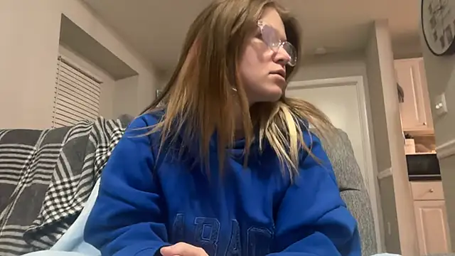 Riley ray69 online show from April 27, 2026, 1:36 am