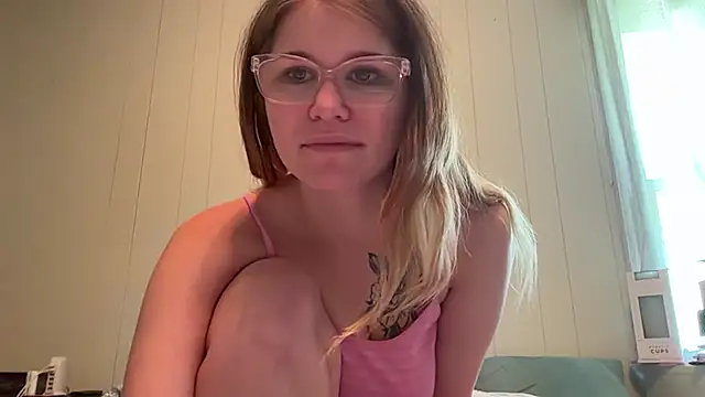 Riley ray69 online show from June 23, 2026, 2:48 pm