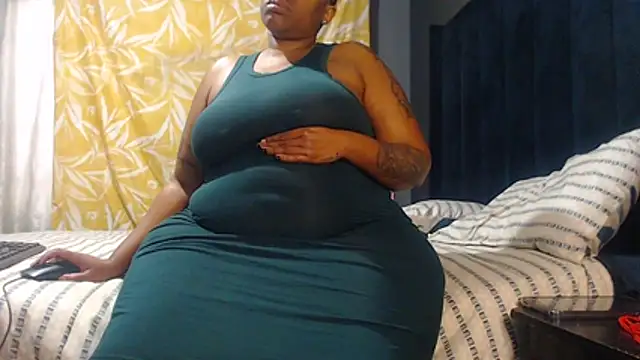 Snapshot of SEXYHUGEASS21 chatting on August 4, 2026, 3:16 pm SEXYHUGEASS21 online show from August 4, 2026, 3:16 pm