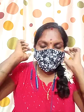 Snapshot of Tamil_Abinaya chatting on November 30, 2025, 5:36 pm Tamil Abinaya online show from November 30, 2025, 5:36 pm