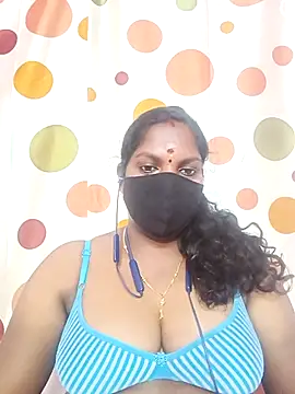 Snapshot of Tamil_Abinaya chatting on November 11, 2025, 5:19 pm Tamil Abinaya online show from November 11, 2025, 5:19 pm