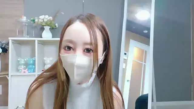 Snapshot of Xoxo__RUKA__xoxO chatting on September 24, 2025, 12:44 pm Xoxo RUKA xoxO online show from September 24, 2025, 12:44 pm