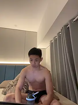 Snapshot of jensenyep chatting on December 3, 2025, 3:00 pm jensenyep online show from December 3, 2025, 3:00 pm