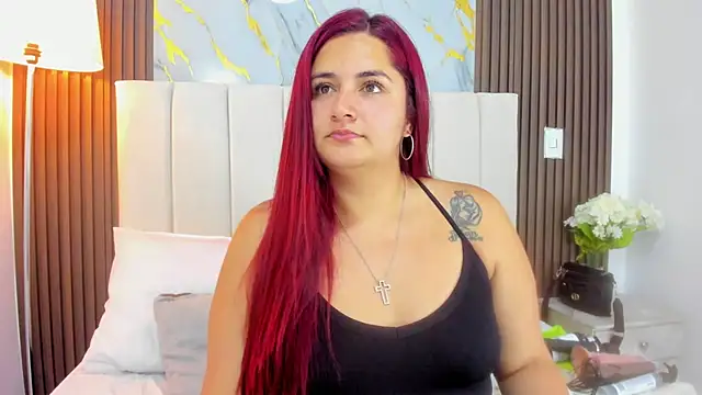 Snapshot of Victoria_Guzman chatting on July 6, 2026, 5:37 pm Victoria Guzman online show from July 6, 2026, 5:37 pm