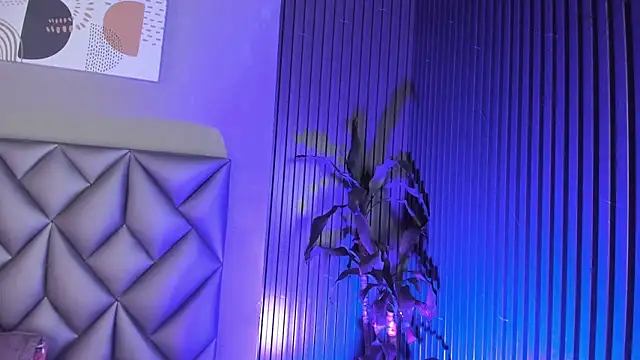 Snapshot of Kitty_Dollyy chatting on November 12, 2025, 9:07 pm Kitty Dollyy online show from November 12, 2025, 9:07 pm