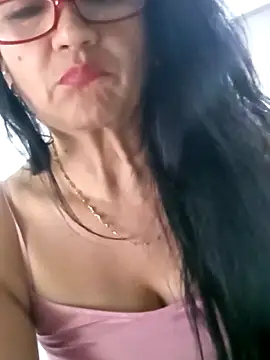 Snapshot of Ternura_Prohibida chatting on November 18, 2025, 8:50 am Ternura Prohibida online show from November 18, 2025, 8:50 am