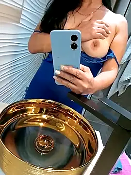 Snapshot of Ternura_Prohibida chatting on October 11, 2025, 1:50 am Ternura Prohibida online show from October 11, 2025, 1:50 am