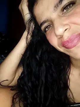 Snapshot of lucerocutte chatting on April 27, 2026, 3:04 am lucerocutte online show from April 27, 2026, 3:04 am