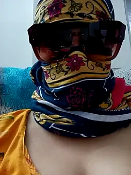 Snapshot of roshni19 chatting on October 9, 2025, 11:33 am roshni19 online show from October 9, 2025, 11:33 am