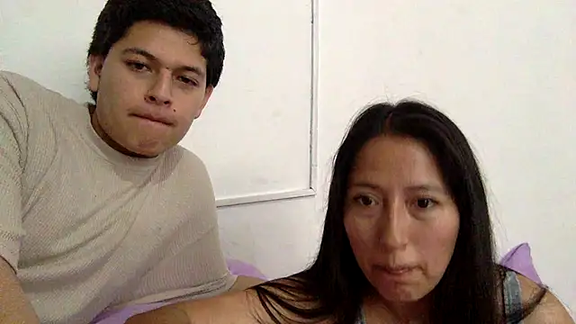 Snapshot of AlbyberCH chatting on November 2, 2025, 8:47 pm AlbyberCH online show from November 2, 2025, 8:47 pm