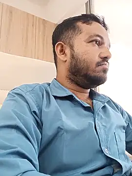 Snapshot of VJ17 chatting on October 10, 2025, 6:47 am VJ17 online show from October 10, 2025, 6:47 am