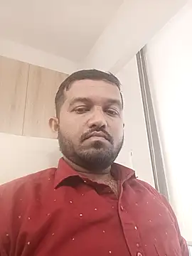 Snapshot of VJ17 chatting on December 4, 2025, 7:51 am VJ17 online show from December 4, 2025, 7:51 am