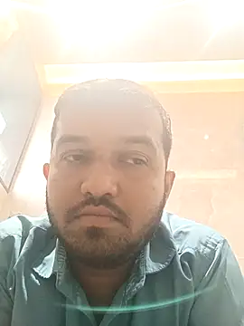 Snapshot of VJ17 chatting on December 5, 2025, 5:06 am VJ17 online show from December 5, 2025, 5:06 am