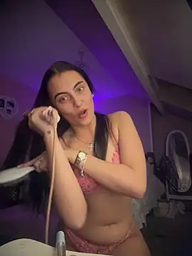 Snapshot of Mesmerising_MaxineX chatting on November 19, 2025, 9:37 pm Mesmerising MaxineX online show from November 19, 2025, 9:37 pm