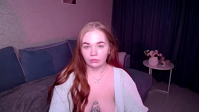 EmiRise online show from October 1, 2025, 3:33 am