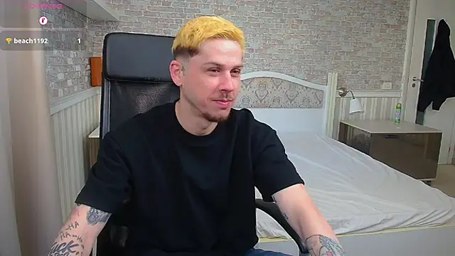 JonahShaw online show from May 7, 2026, 4:39 am