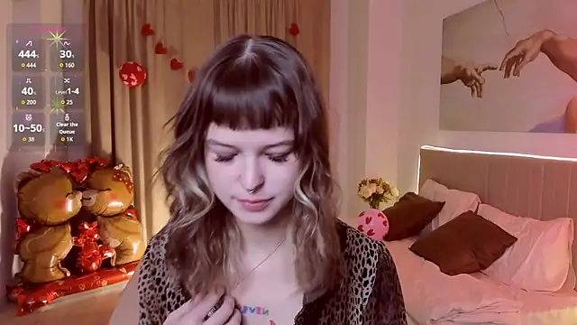 Snapshot of Lisa_Blossom chatting on February 13, 2026, 6:02 am Lisa Blossom online show from February 13, 2026, 6:02 am