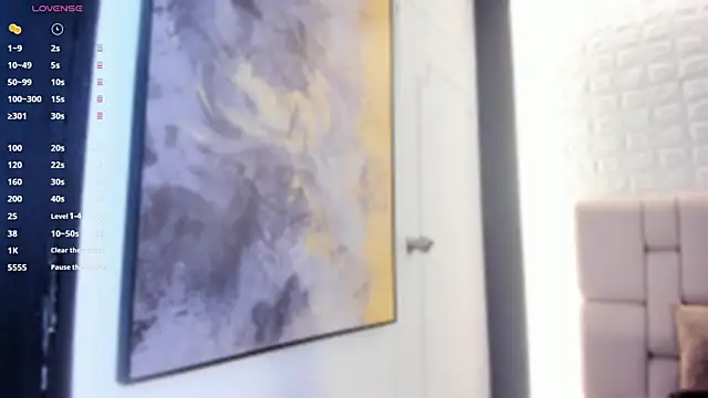 Snapshot of Mollycb chatting on November 12, 2025, 9:40 pm Mollycb online show from November 12, 2025, 9:40 pm