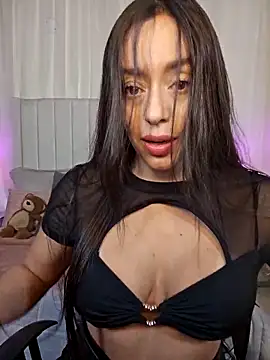 Snapshot of AriadnaTaylor chatting on April 27, 2026, 5:00 pm AriadnaTaylor online show from April 27, 2026, 5:00 pm