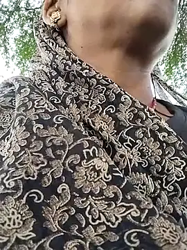 Sexi savita online show from October 29, 2025, 4:44 am