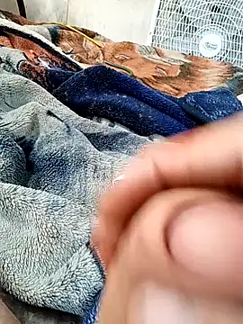 Southerngent1979 online show from September 18, 2025, 12:13 am