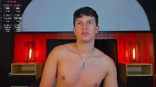 Snapshot of Leo_Savage_ chatting on July 13, 2026, 5:29 am Leo Savage online show from July 13, 2026, 5:29 am