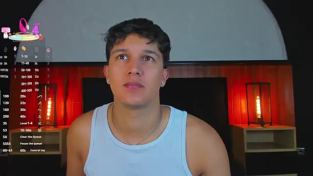 Snapshot of Leo_Savage_ chatting on July 8, 2026, 4:57 am Leo Savage online show from July 8, 2026, 4:57 am