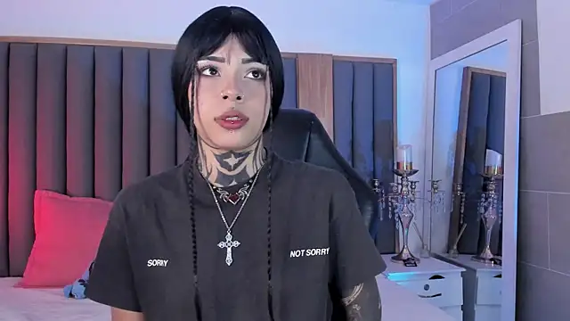 Snapshot of misstomie_ chatting on November 28, 2025, 3:56 pm misstomie online show from November 28, 2025, 3:56 pm