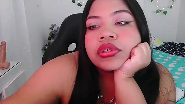 Snapshot of Juicy_elenxx chatting on July 5, 2026, 11:22 pm Juicy elenxx online show from July 5, 2026, 11:22 pm