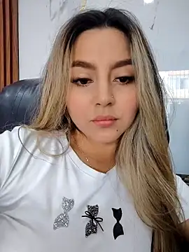 CelestePrince2 online show from April 30, 2026, 7:43 pm