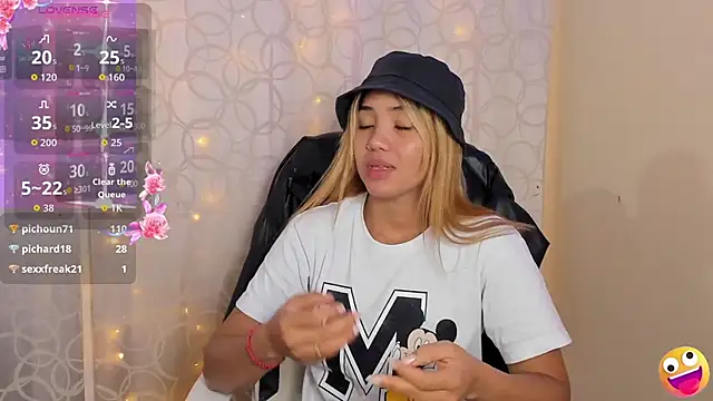 Snapshot of kata22sofia chatting on December 1, 2025, 3:02 pm kata22sofia online show from December 1, 2025, 3:02 pm