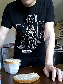 Snapshot of Twojsynek1997 chatting on March 6, 2026, 7:03 am Twojsynek1997 online show from March 6, 2026, 7:03 am