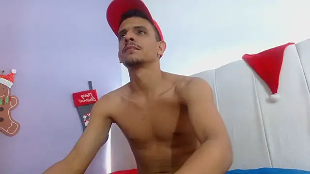 Snapshot of _Tarekk_ chatting on November 25, 2025, 5:08 am Tarekk online show from November 25, 2025, 5:08 am